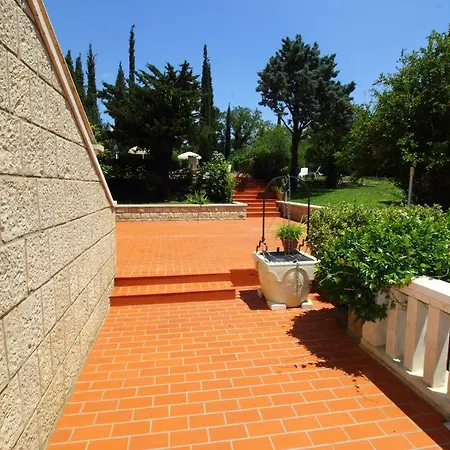 Boskovic Villa Cilipi